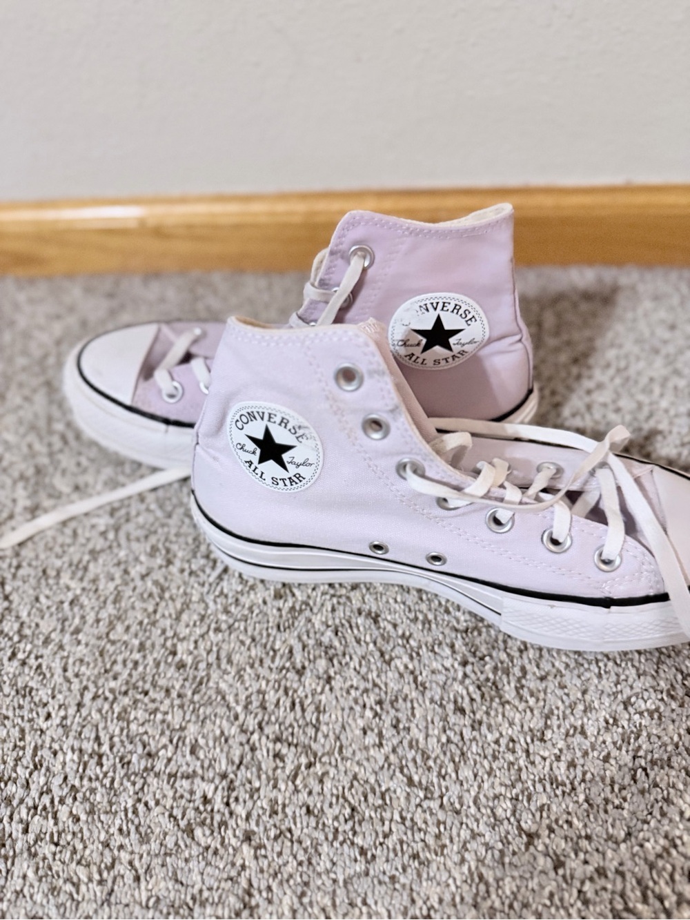 converse light purple size 7